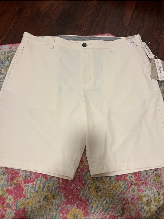 Tommy Bahama Other - Tommy Bahama Cream Flat Front Performance Shorts